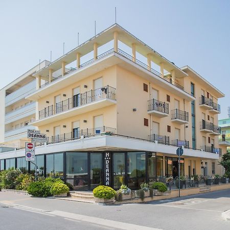 Hotel Deanna Беллария-Иджеа-Марина Экстерьер фото